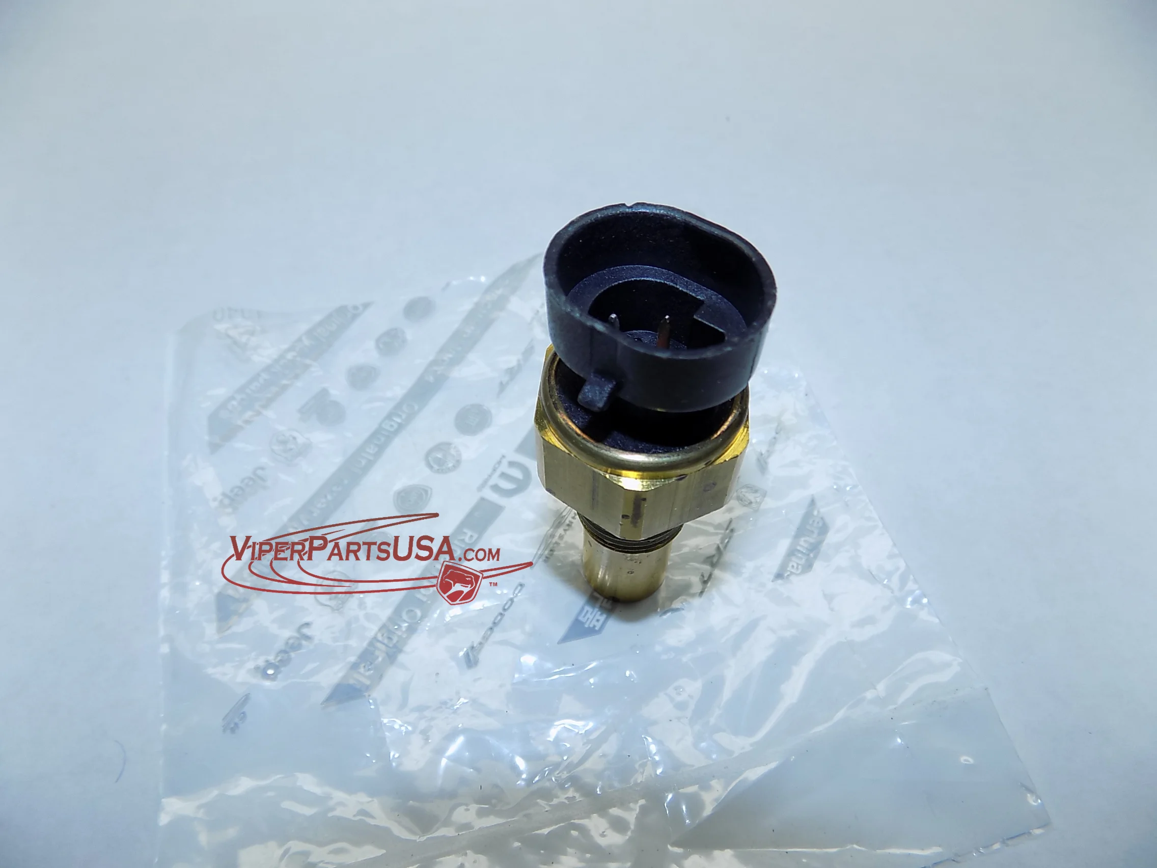 Engine Temperature Sensor for 96-02 Dodge Viper - Image 3